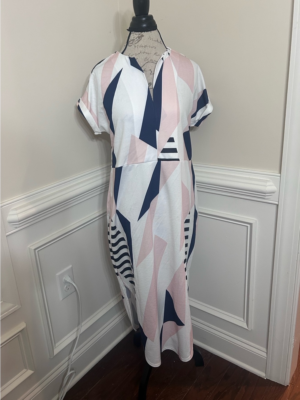 Geometric Print Midi Dress in Blush and Black